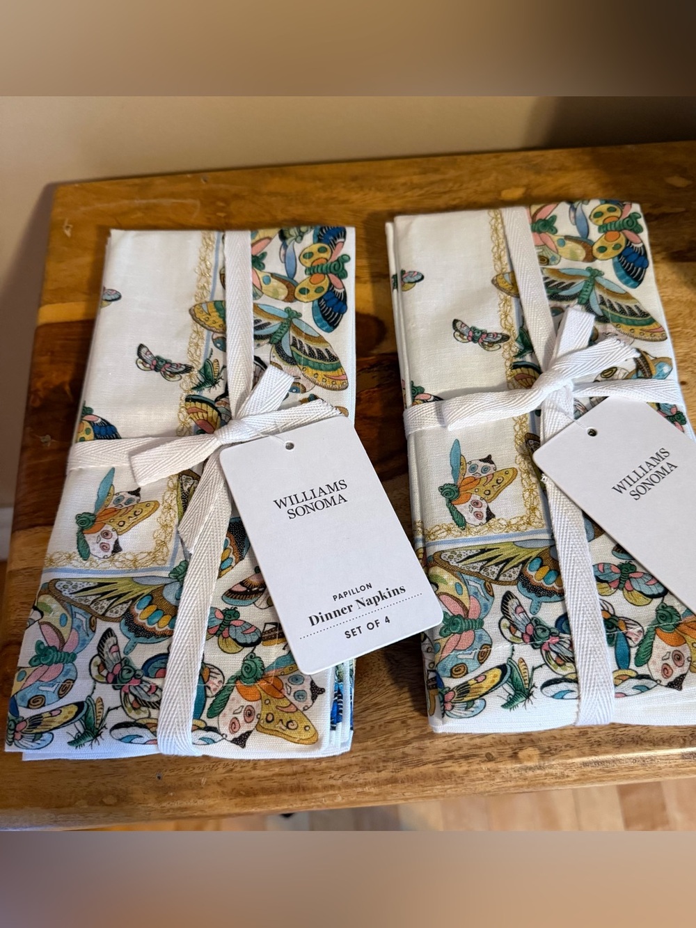 William Sonoma Papillon Dinner Napkins. 2 Sets of 4. NWT